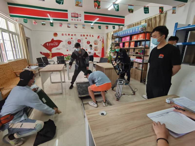 西乡塘区广告片拍摄公司：极简主义践行者，少即是多的视觉哲学